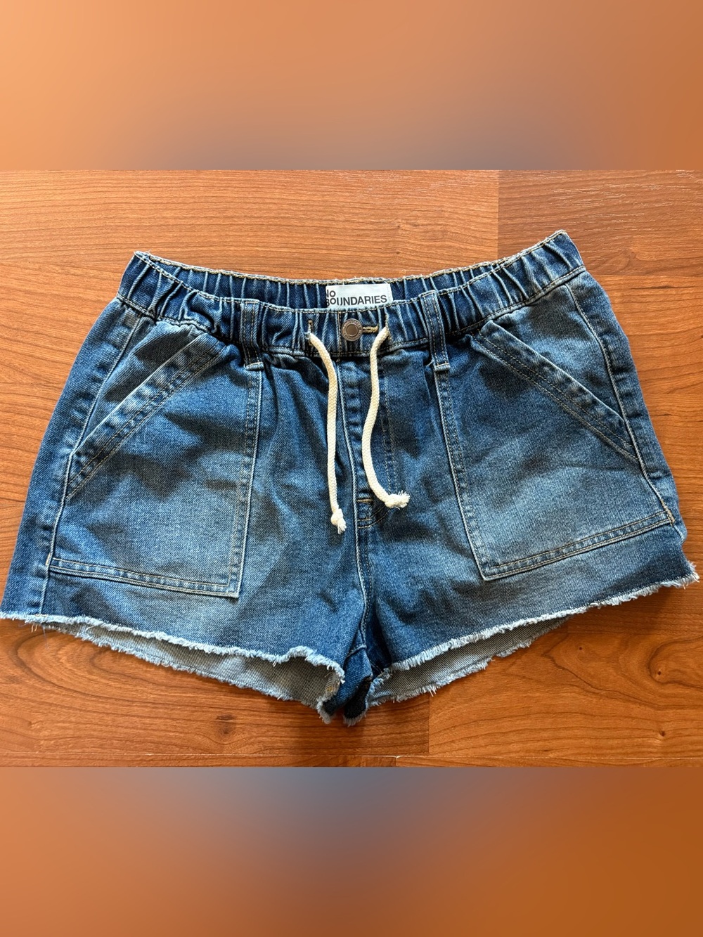 No Boundaries Women's Denim Drawstring Frayed Hem Shorts - Blue